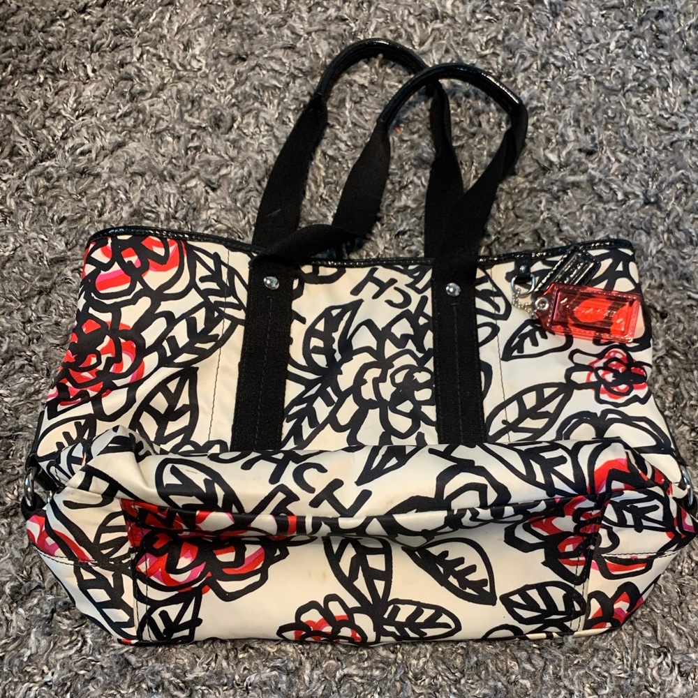 Coach poppy purse